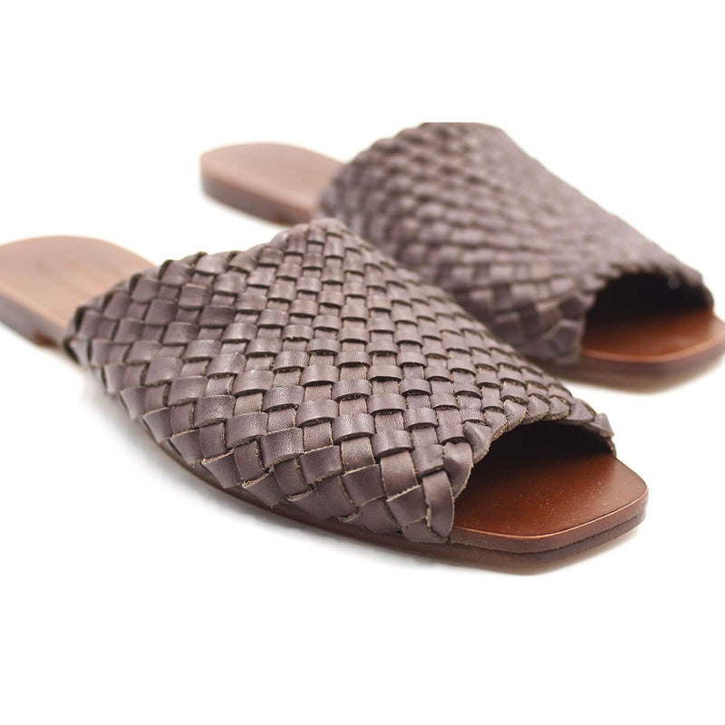 Either Or Woven Mule in Umber