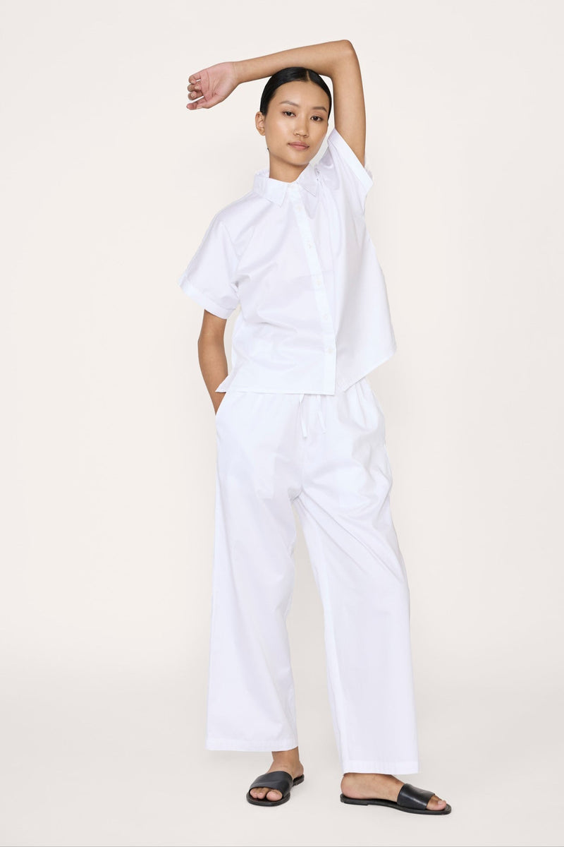 Relaxed Short Sleeve Button Down in White - LTL