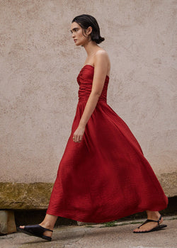 Yerse Strapless A-line Midi Dress