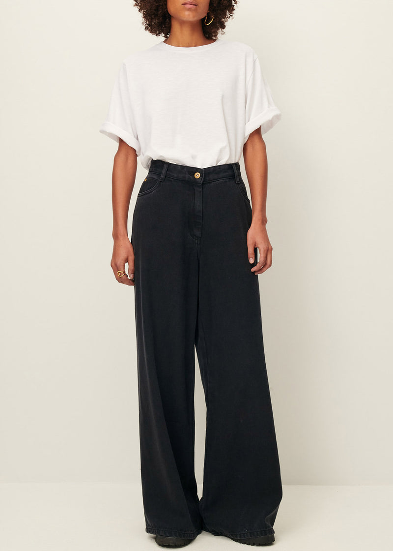 Sessun Dalt Jean in Black