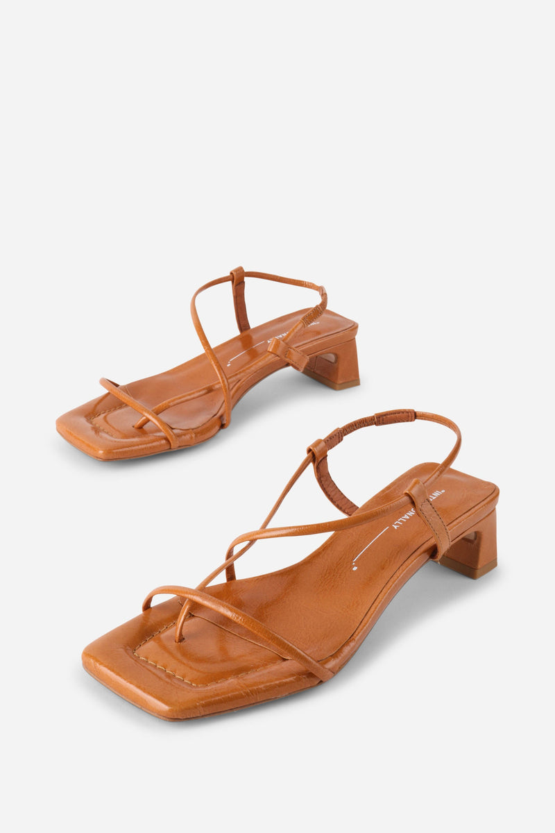 Intentionally Blank Anca Sandal Patent Leather Heel Toffee