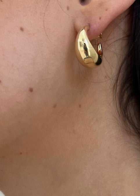 Jennifer Zeuner Shira 1/2" Hoop Earrings