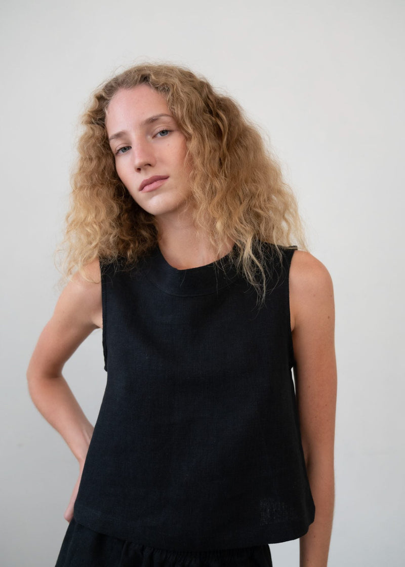 Zii Ropa Kono Top in Black