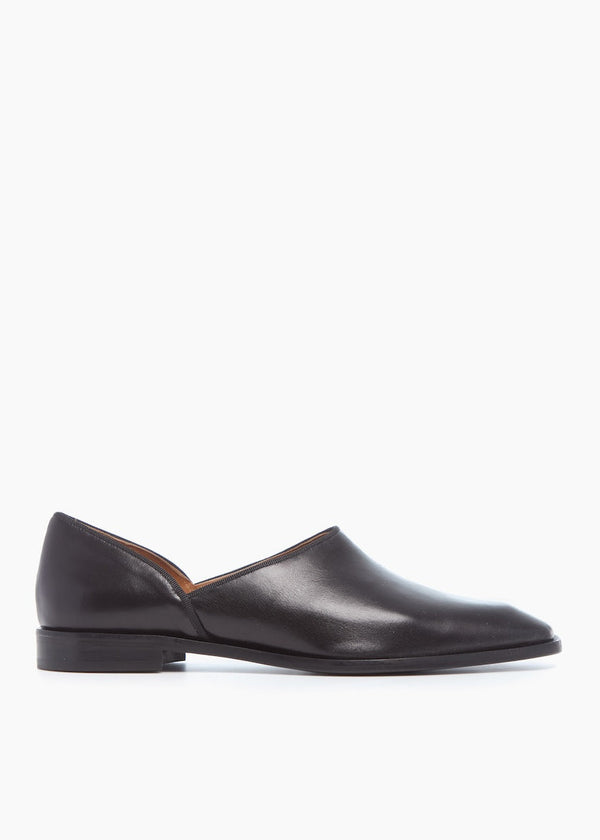 Coclico Jackie Opera Flat in Black Leather