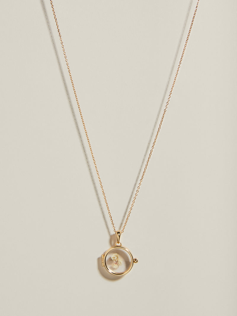 J. Hannah Era Locket in 14k Yellow Gold