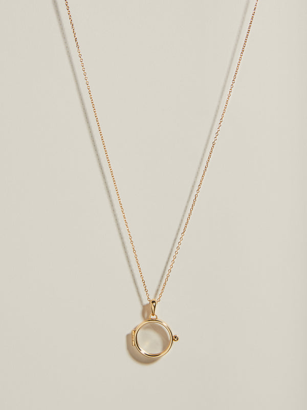 J. Hannah Era Locket in 14k Yellow Gold