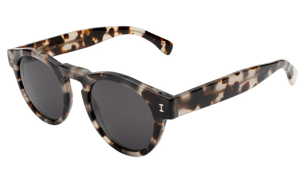 illesteva Leonard Sunglasses in White Tortoise