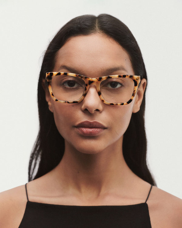 Machete Reading Glasses Blonde Tortoise