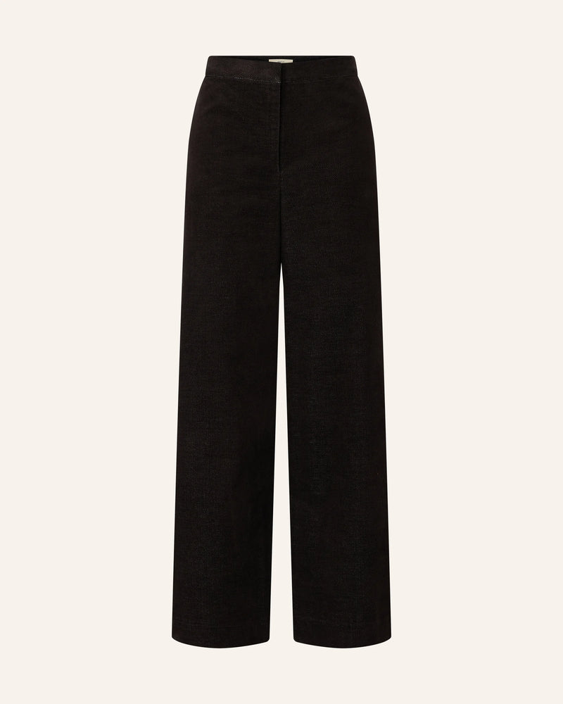 Sessun Alvelvet Pants in Black