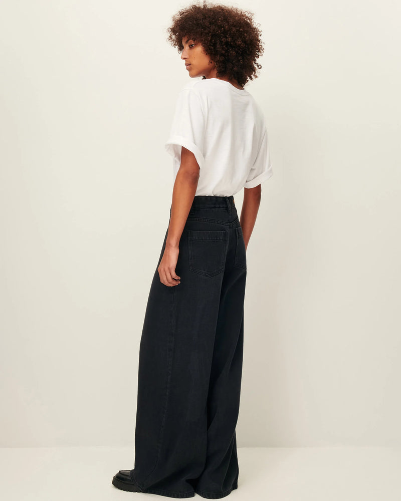 Sessun Dalt Jean in Black