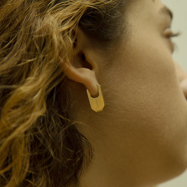 Otiumberg Hex Hoops in 14 kt Gold Vermeil