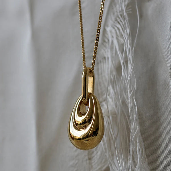 Otiumberg Ellipse Necklace in 14 kt Gold Vermeil