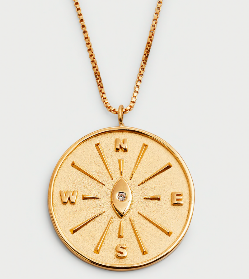Jennifer zeuner 2025 necklace star