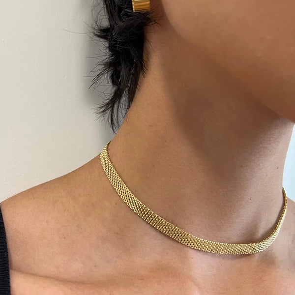 Gal Gold Mesh Necklace