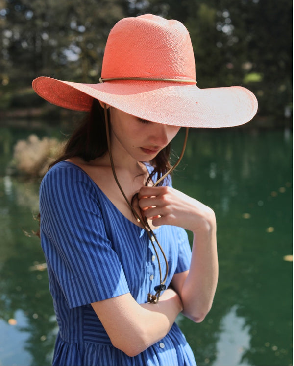 Simon Bubblegum in Panama Straw