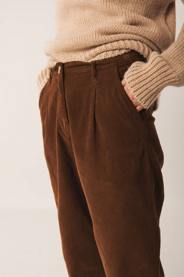 Indi & Cold Corduroy Pants in Tobacco