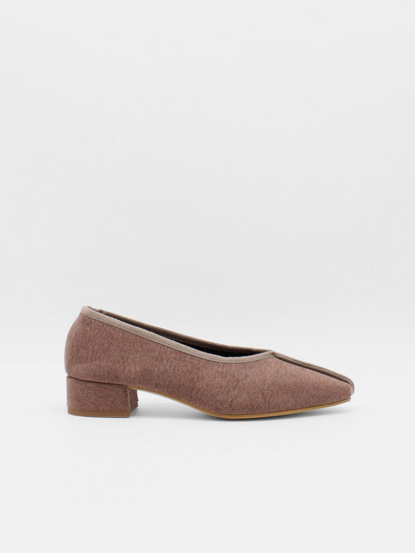 About Arianne Gina Terracota Ballet Pumps Shoes