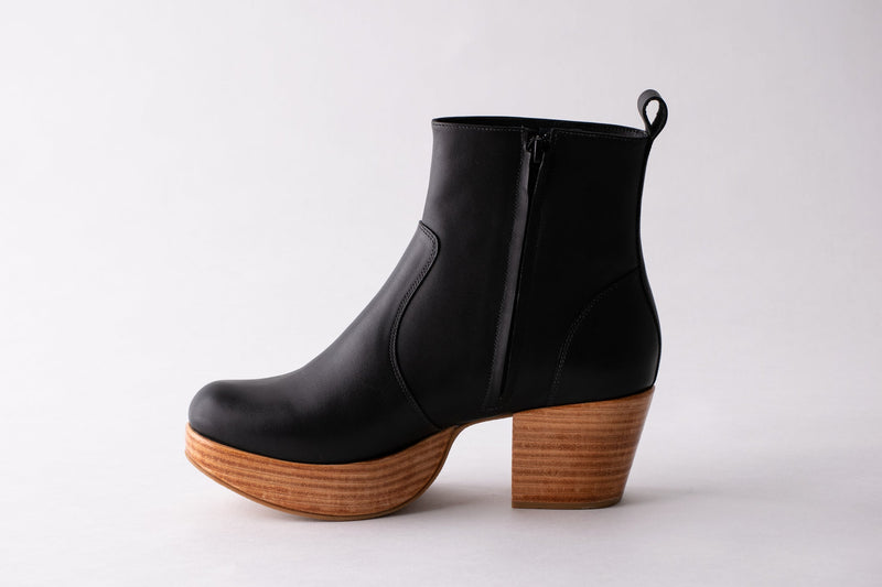 Fortress Charli Clog Boot in Black