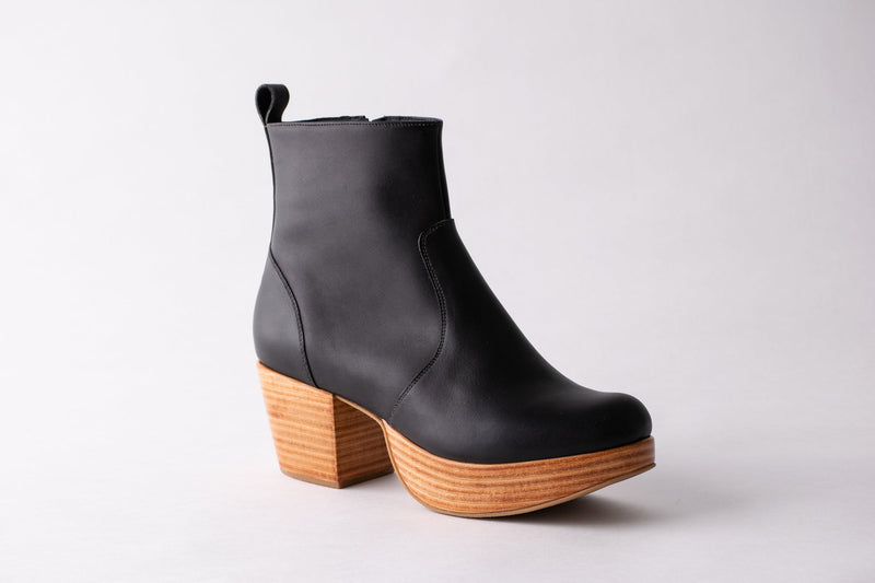 Fortress Charli Clog Boot in Black