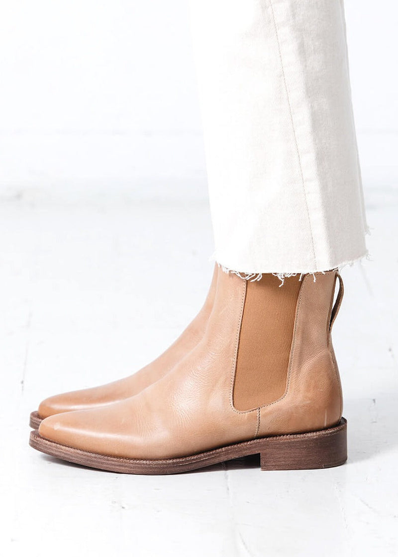 The Everyday Chelsea Boot - Light Camel